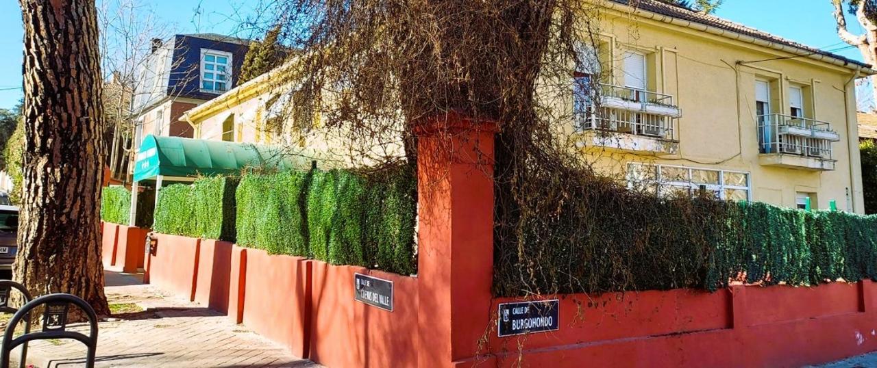 Hostal Aravaca Garden — Foto’s 1